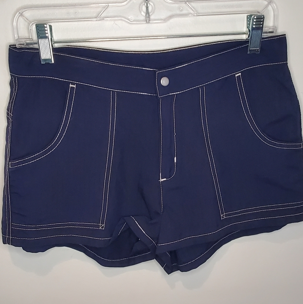 LEVIS dry goods - size S -SHORTS - 100%NYLON IN BLUE- SIZE W5 MEANS